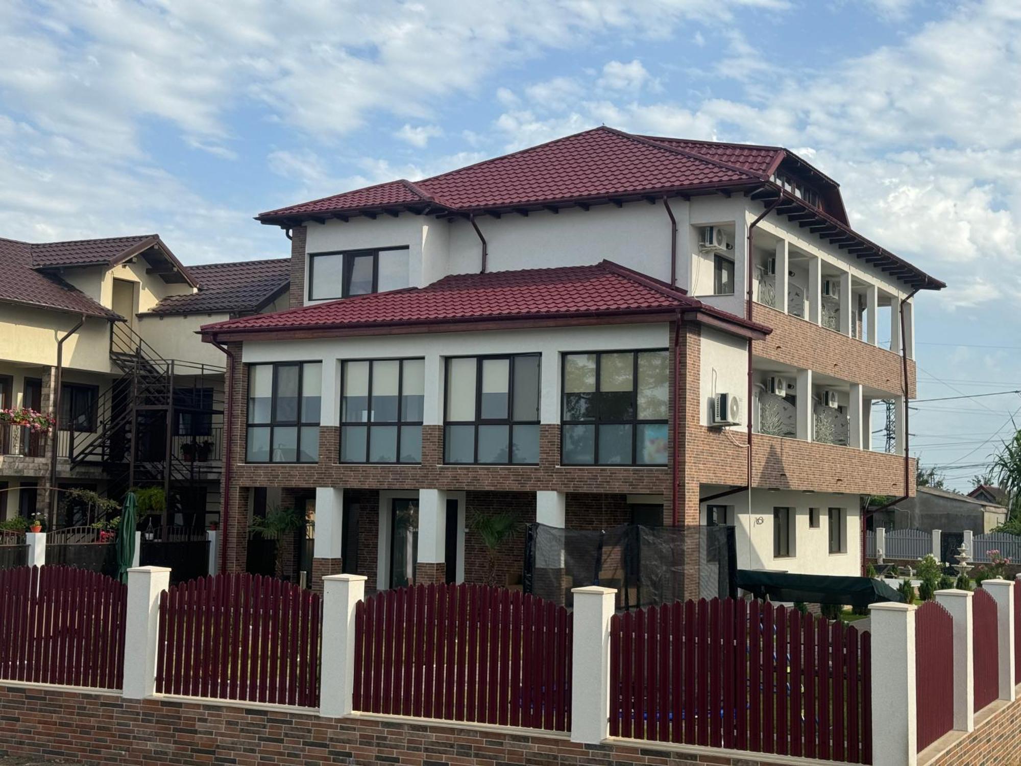 Hotel Casa Cristal Sulina Extérieur photo